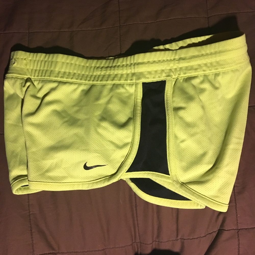 NIKE reversible shorts